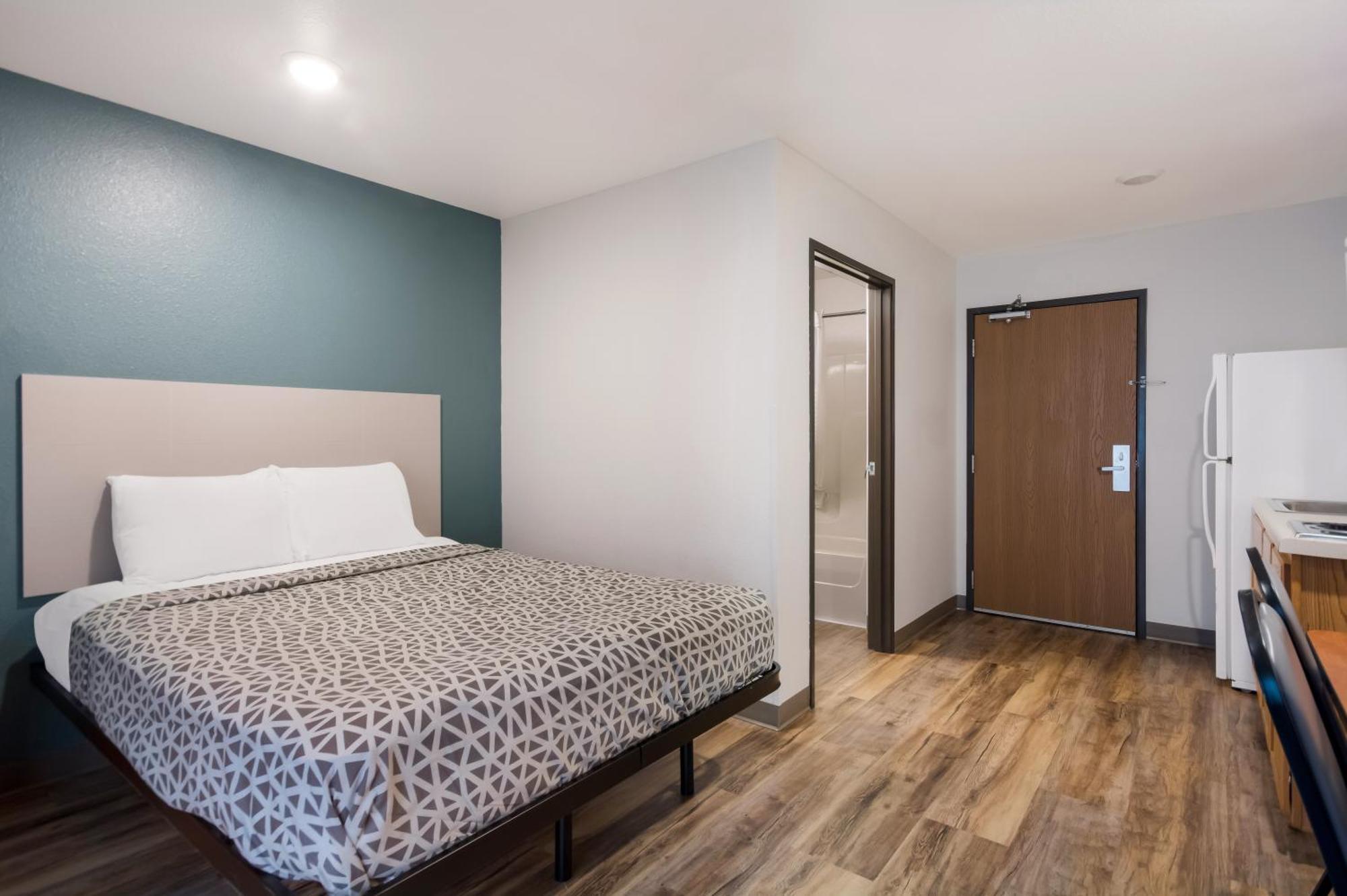 Woodspring Suites Greenville Central I-85 Экстерьер фото