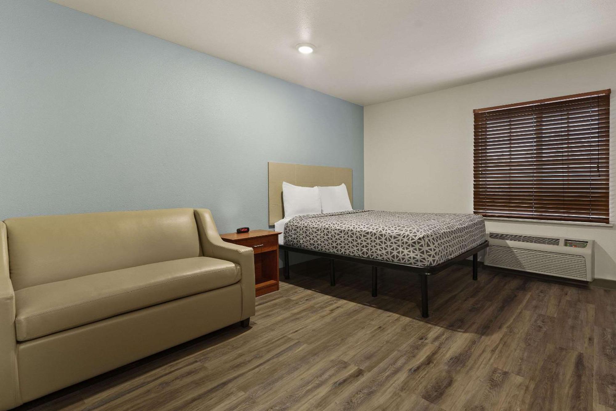 Woodspring Suites Greenville Central I-85 Экстерьер фото