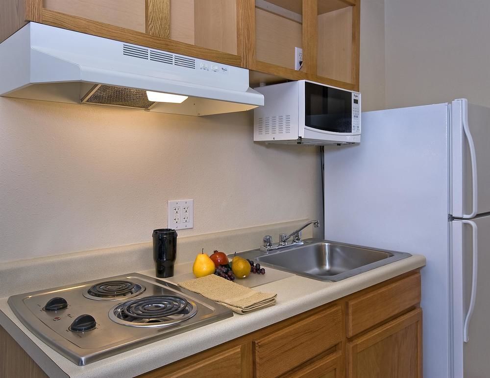 Woodspring Suites Greenville Central I-85 Экстерьер фото